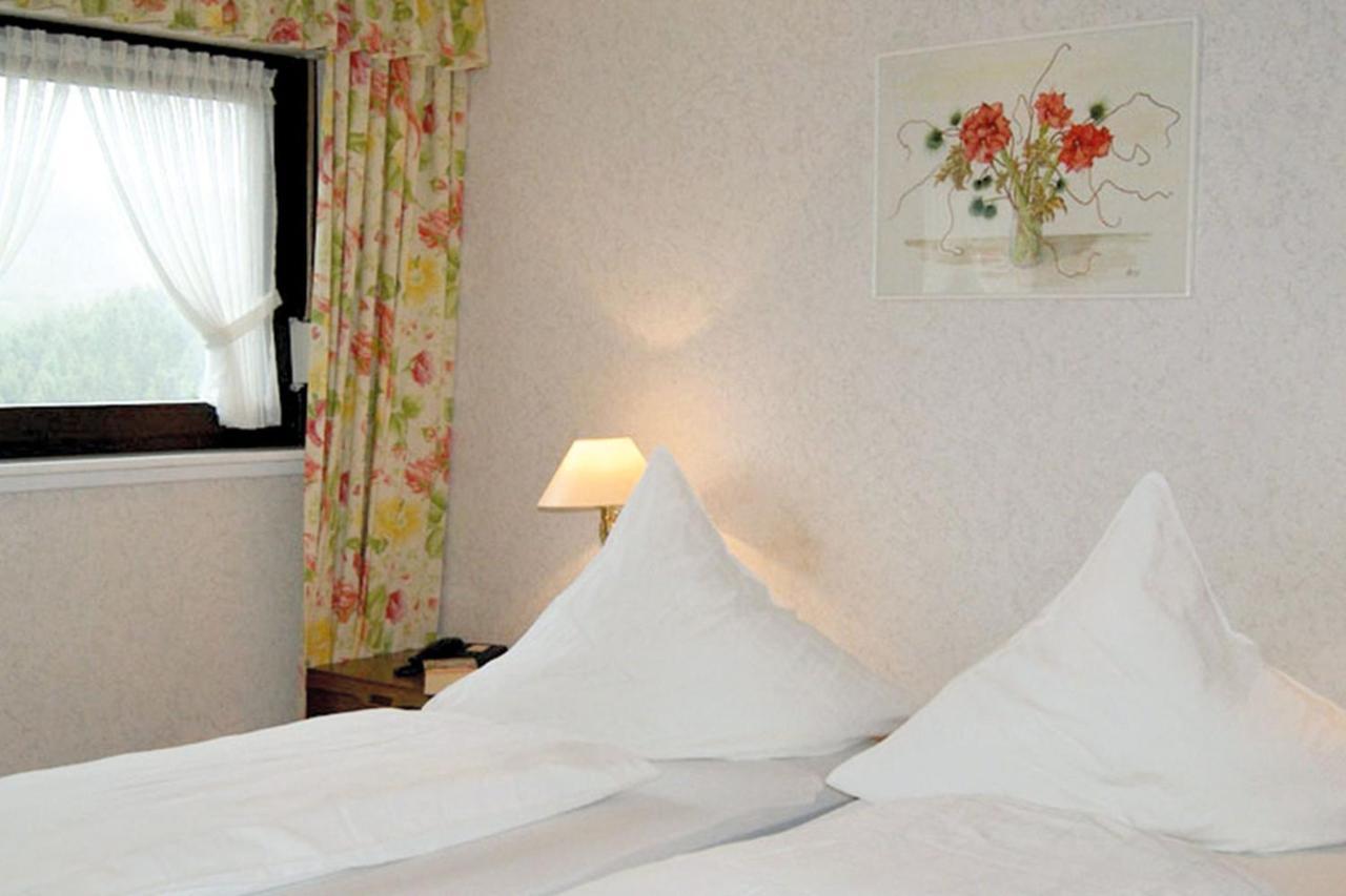 Landgasthof Hof Roscheid Hotel Attendorn Exterior photo